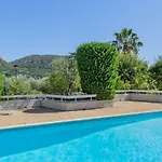 Le Club Par Dodo-a-cassis Cassis