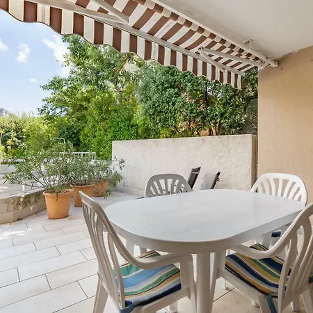 Le Club Par Dodo-a-cassis Cassis