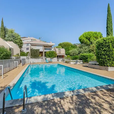 Le Club Par Dodo-a-cassis Cassis