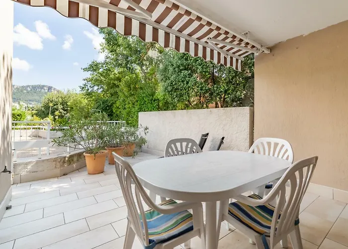 Le Club Par Dodo-a-cassis Cassis